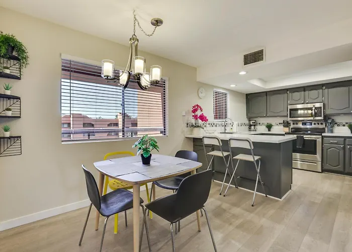 Ferienhaus Community Perks! Haven W/ Private Balcony Phoenix