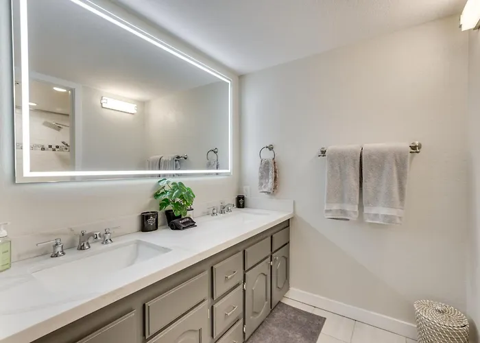 Ferienhaus Community Perks! Haven W/ Private Balcony